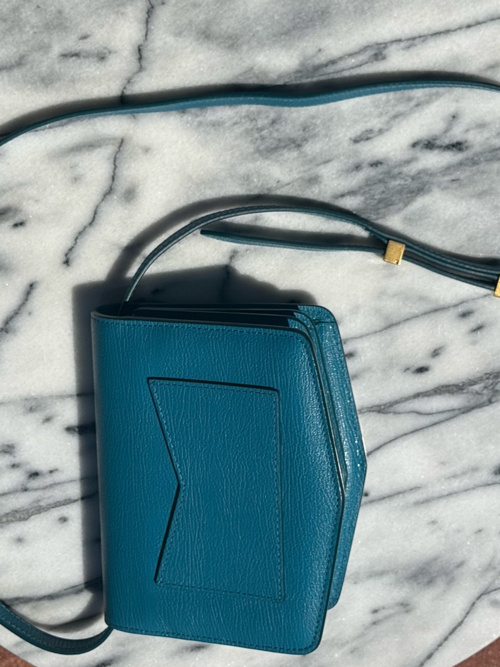 Grained Calfskin Leather Small ‘Le Papa’ Crossbody Bleu Lagon - Picture 4 of 7